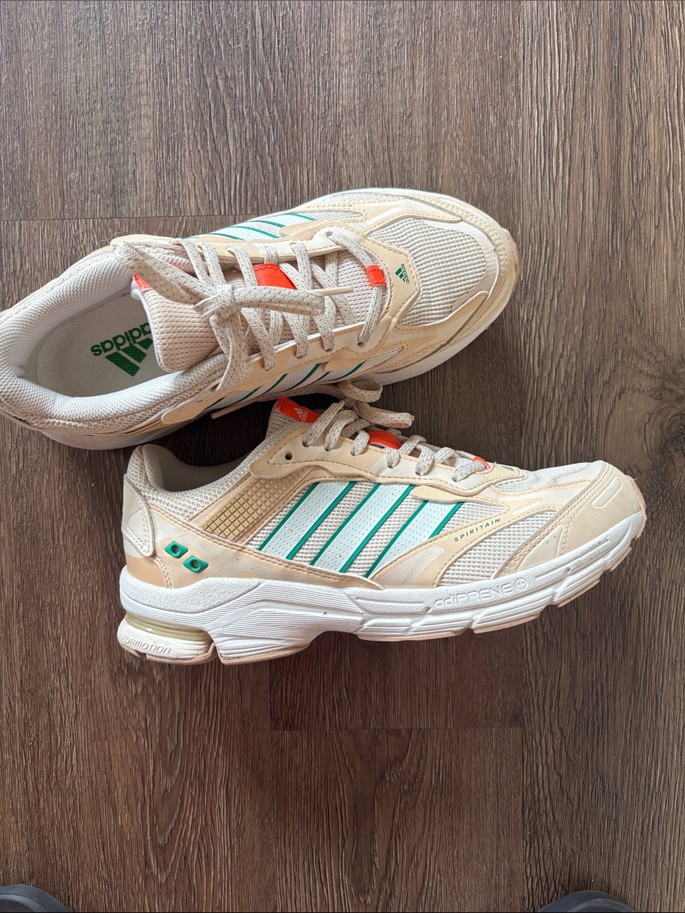 adidas spiritain 2000 Cream Sneakers with Teal Stripes and Orange Accents